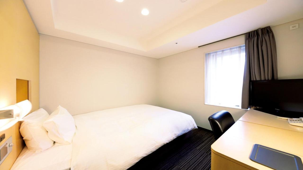 โรงแรมสไมล์ โยสึฮาชิ 3*